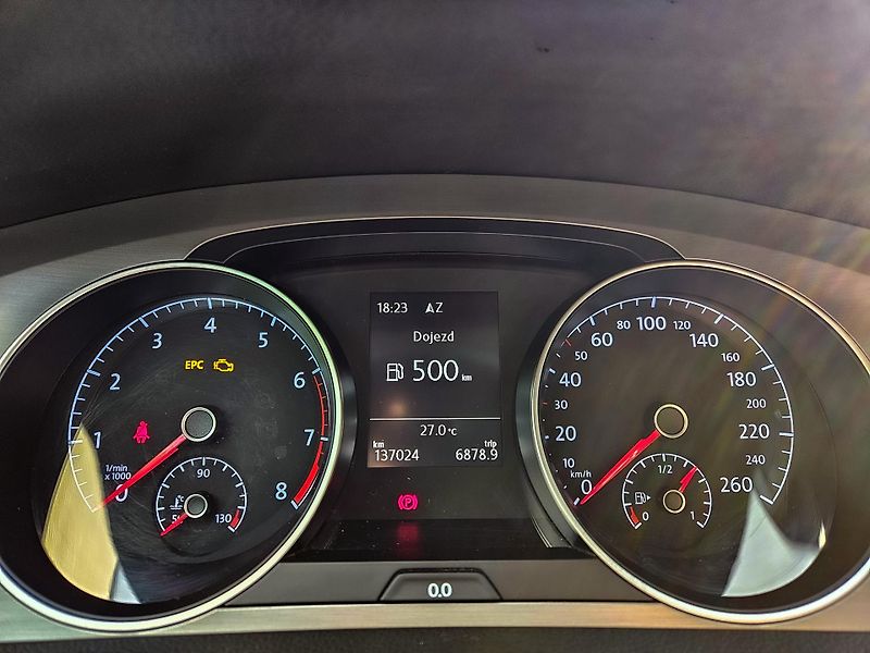 Volkswagen Golf Variant (2016) - fotka 20 z 25