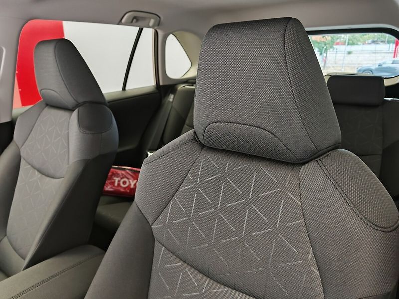 Toyota RAV4 2.5 Comfort Style 4x4 - fotka 14 z 38