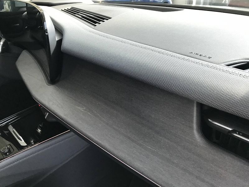 Audi Q3 quattro ST7 2,0TFSI - fotka 12 z 23