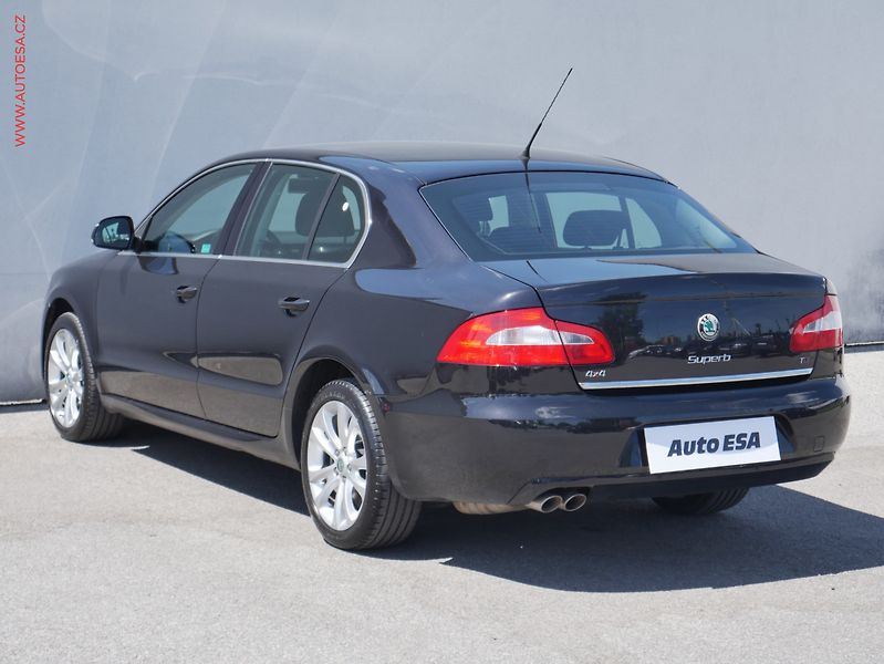 Škoda Superb (2009) 2.0 TDI 4x4, ČR, Xenon, AC - fotka 6 z 18
