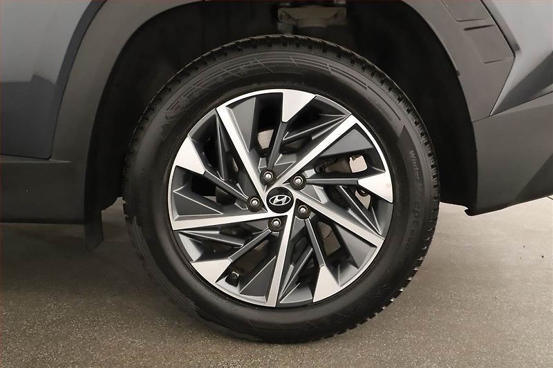 Hyundai Tucson (2023) 1.6 T-GDI 48V MHEV - fotka 12 z 21