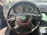 Škoda Octavia (2012) 2.0 TDi, AT, xenon, autoAC - náhled 12