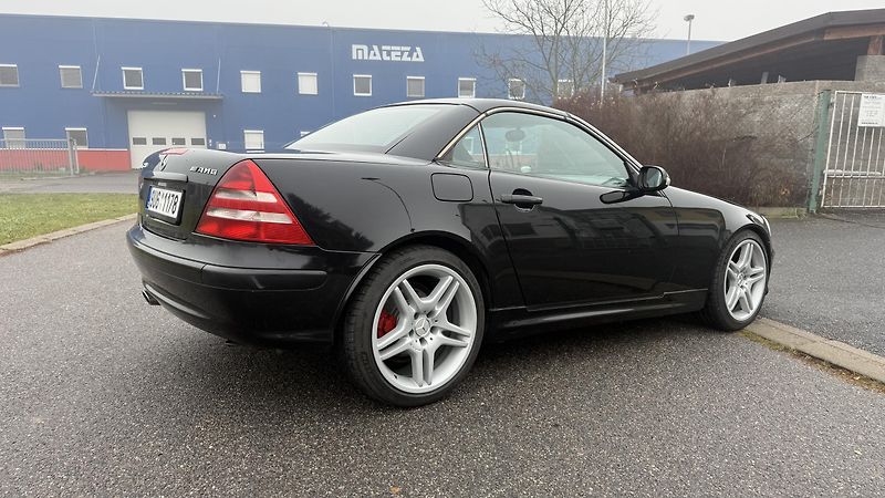 Mercedes-Benz SLK (2000) 320 AUT 160KW MB KOLA18 KLIMA - fotka 7 z 24
