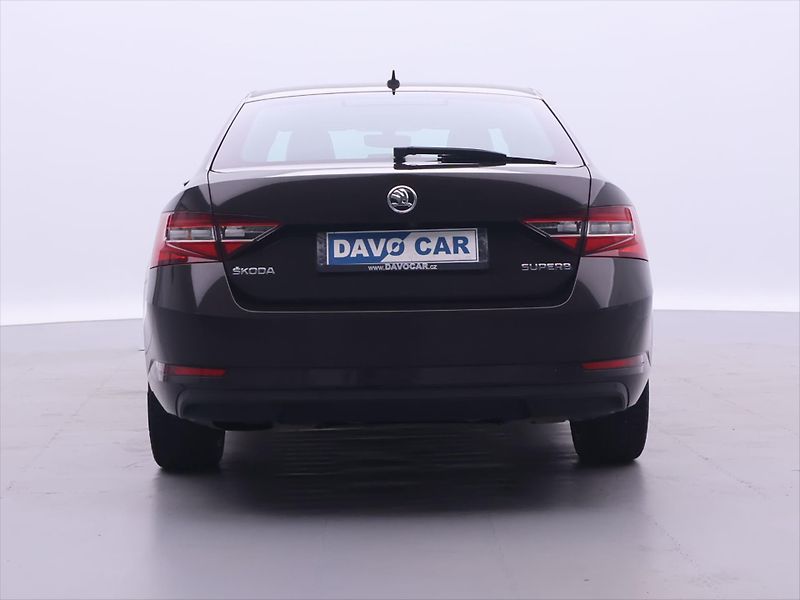 Škoda Superb 2,0 TDI 110kW L&K CZ Xenon - fotka 6 z 33