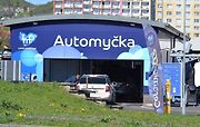 Klasická specializovaná automyčka.
