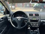 Volkswagen Golf 2.0TDI 103kW*Nova STK* - náhled 25
