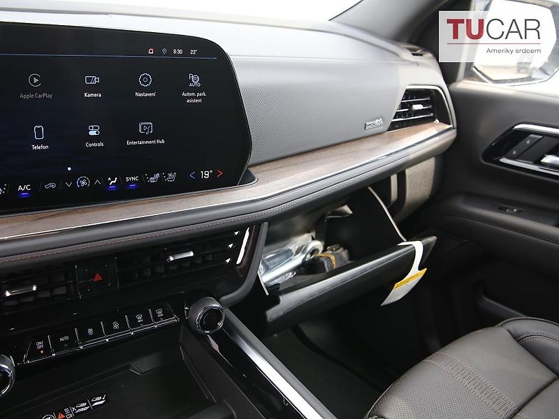 Chevrolet Suburban (2026) 6.2 V8 High Country  - fotka 29 z 51