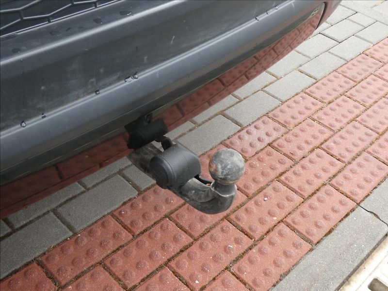 Land Rover Discovery Sport 2,0 P200 SE,1.Maj, ČR, DPH - fotka 37 z 41