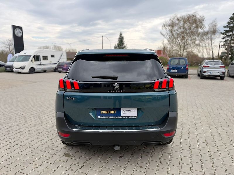 Peugeot 5008 - fotka 18 z 29