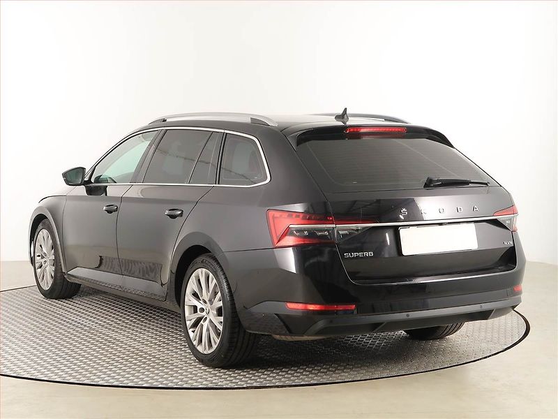 Škoda Superb (2021) 2.0 TDI - fotka 4 z 20