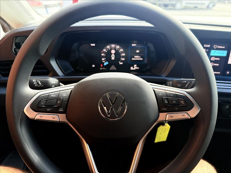 Volkswagen Caddy 2,0 TDi - fotka 11 z 25