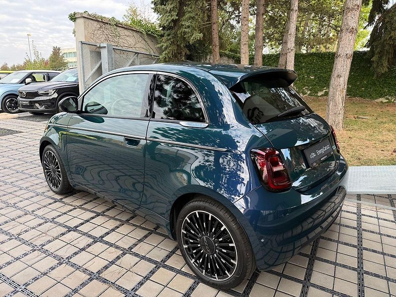 Fiat 500 LaPrima 42kWh JBL - fotka 4 z 34