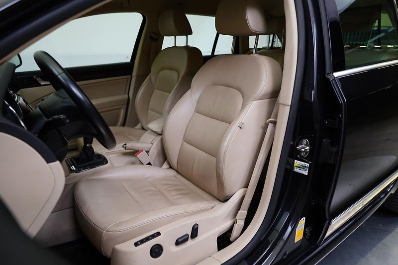 Škoda Superb - fotka 11 z 28