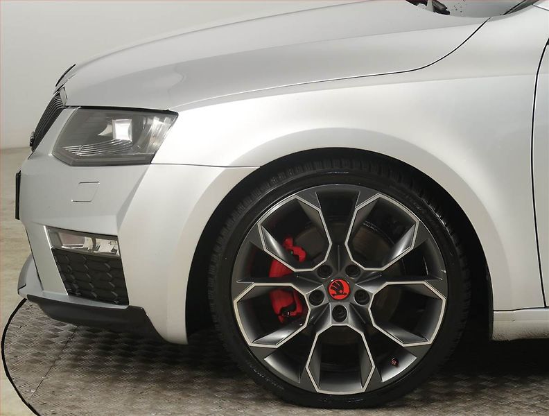 Škoda Octavia (2016) RS 2.0 TDI 4x4 DSG, Automat - fotka 15 z 24