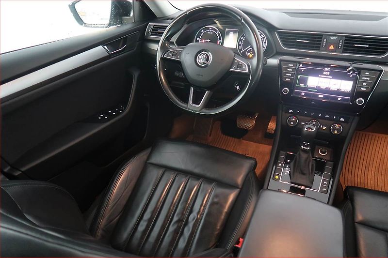 Škoda Superb (2016) Style 2.0 TDI, Automat, Kůže - fotka 7 z 23