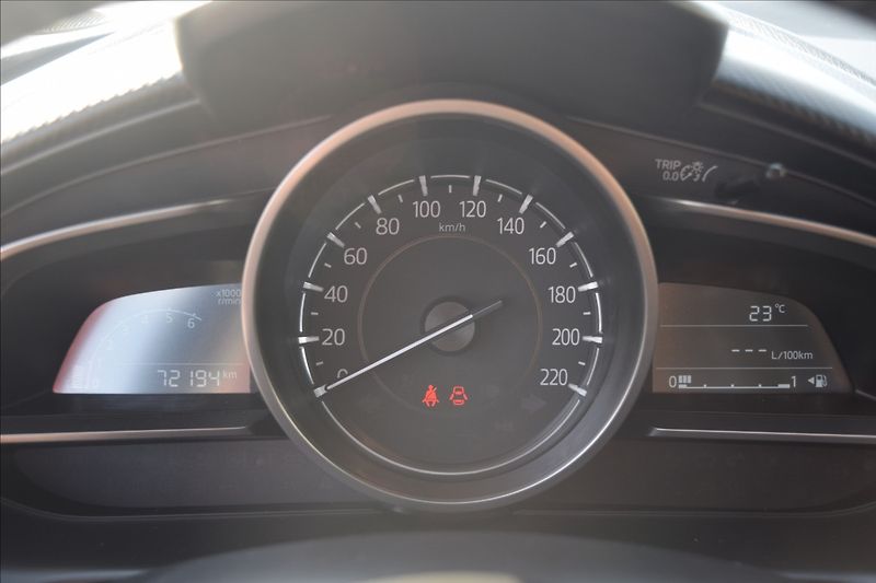 Mazda 2 1,5 i 66KW NÍZKÉ KM NOVÁ STK - fotka 40 z 49