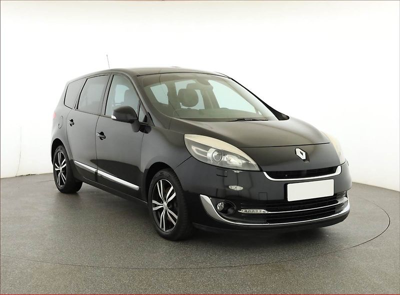 Renault Grand Scénic (2012) 2.0 dCi, po STK, Tažné - fotka 1 z 17