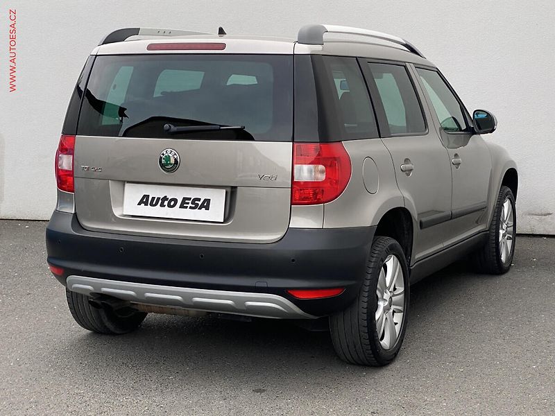 Škoda Yeti (2011) 2.0 TDi 4x4, Experience, - fotka 4 z 16