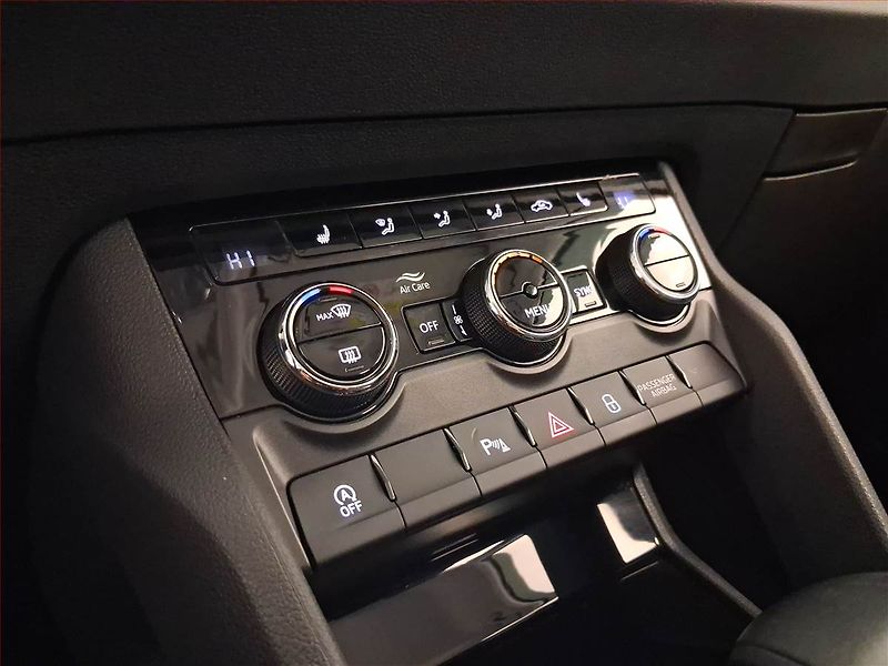 Škoda Karoq (2021) Style 1.5 TSI - fotka 18 z 22
