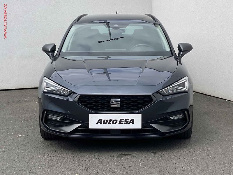 Seat Leon (2020) 1.5 TSi, FR, LED, TZ - fotka 2 z 19