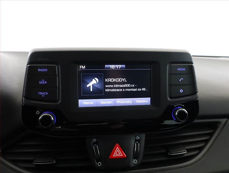 Hyundai i30 (2018) 1.4 T-GDI, ČR,1.maj - fotka 11 z 18
