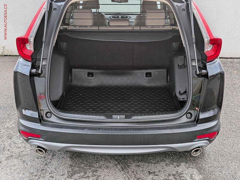 Honda CR-V (2019) 1.5 i-VTec 4WD, ČR - fotka 7 z 17