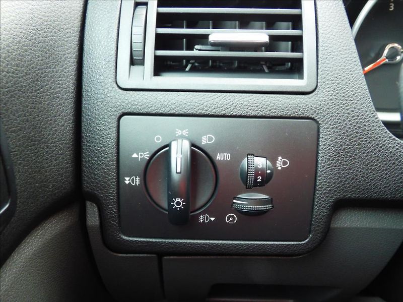 Ford Kuga 2,0 TDCI, 4x4 - fotka 22 z 47