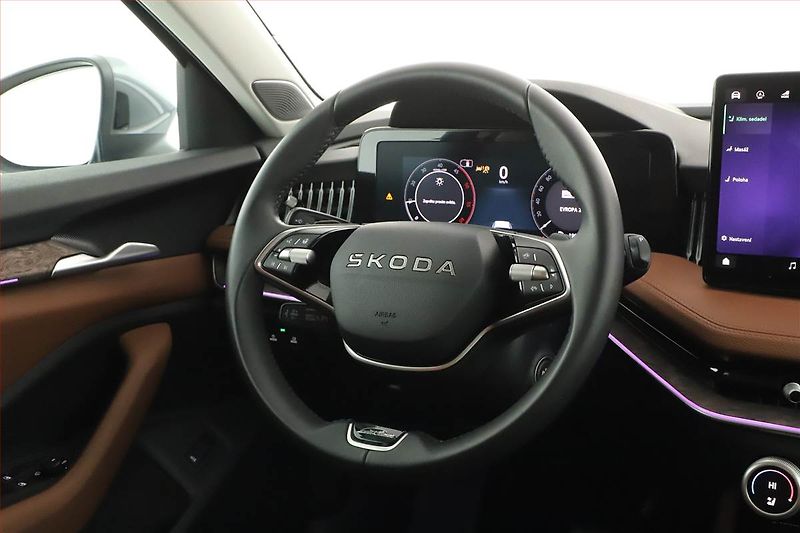 Škoda Superb (2025) 2.0 TDI, LAURIN & KLEMENT - fotka 8 z 22