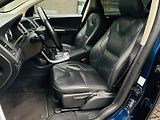 Volvo XC60 2.4D5 5V 4x4 AUT TAŽNÉ SERVISK - náhled 32
