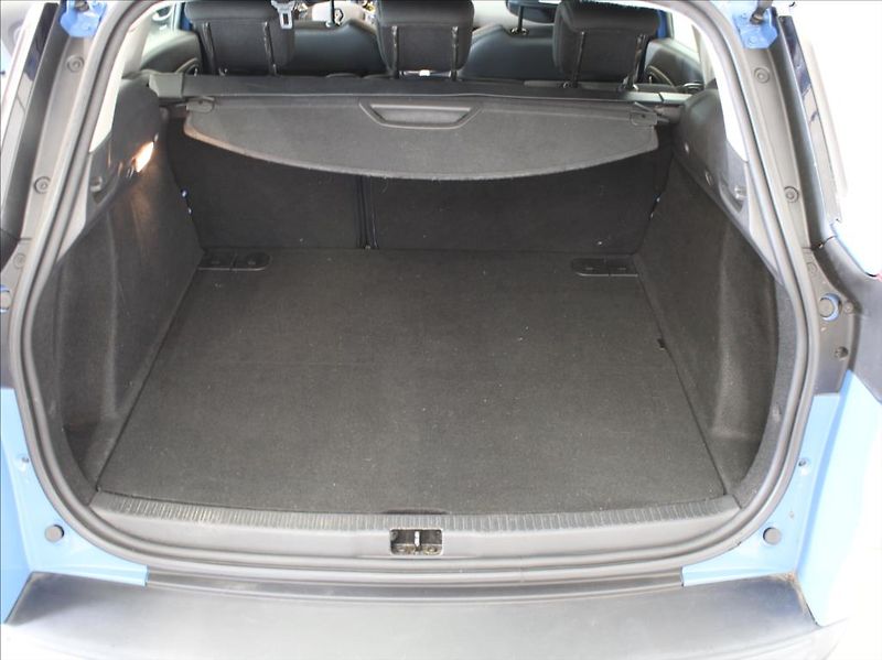 Renault Clio 1,2 i 54kW Kombi 93tkm.2.maj.Č - fotka 11 z 12