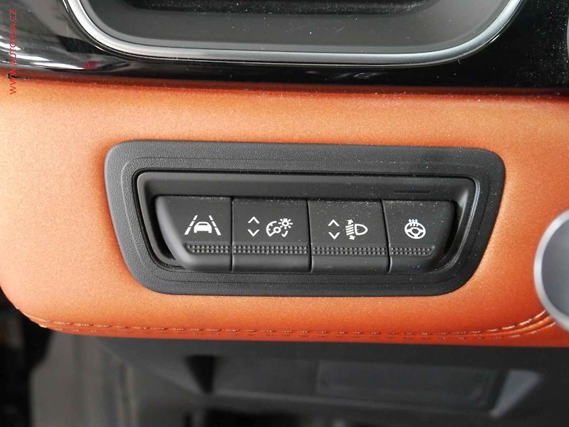 Renault Captur (2020) 1.5 dCi, 1.maj,ČR, AT, navi - fotka 20 z 23