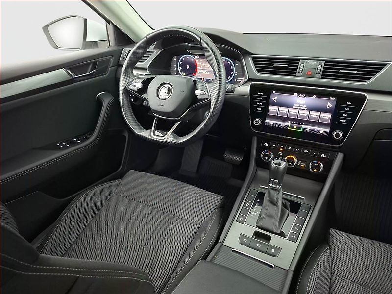 Škoda Superb (2022) Style 2.0 TDI - fotka 7 z 21
