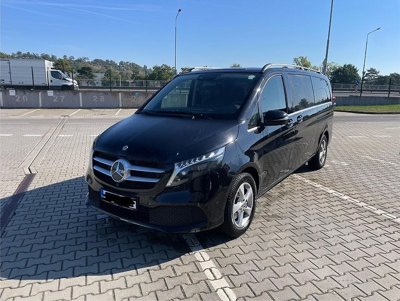 Mercedes-Benz Třídy V (2023) Mercedes-Benz V300d 4MATIC XL - fotka 2 z 11