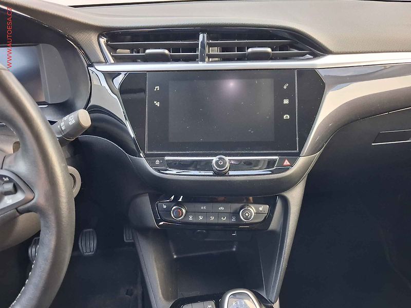 Opel Corsa (2021) 1.2T, Elegance, navi, kamera - fotka 12 z 18