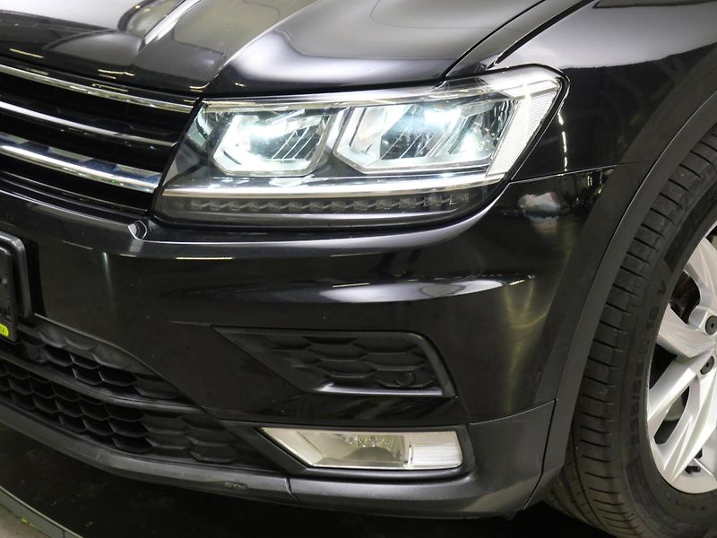Volkswagen Tiguan - fotka 9 z 23