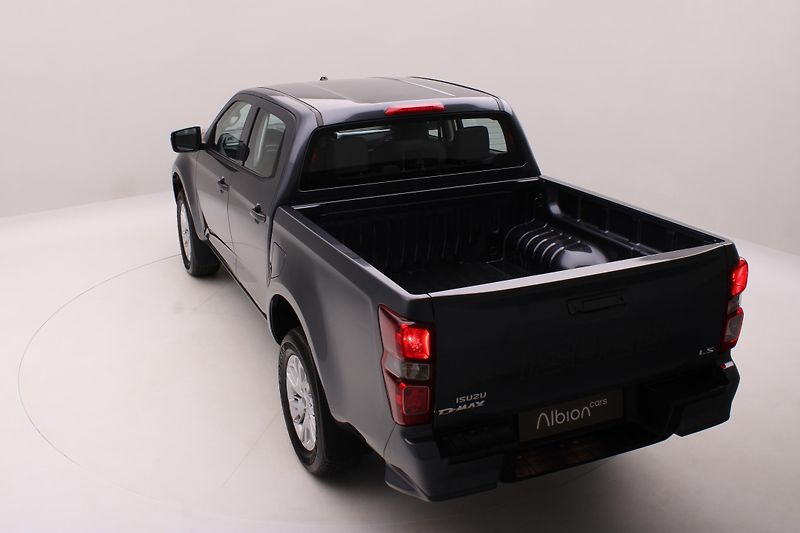 Isuzu D-Max (2025) Double Cab 1,9l LS 4x4 AUT - fotka 9 z 11