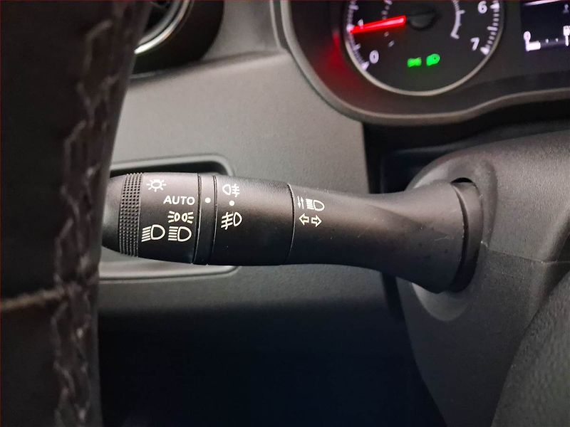 Dacia Duster (2019) 1.5 dCi, Navi, Tempomat - fotka 19 z 21