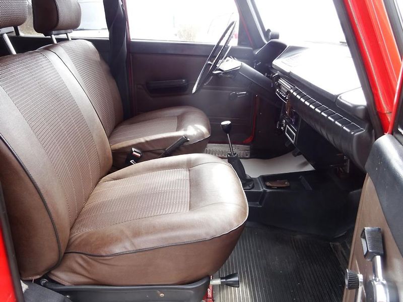 Moskvič Ostatní IZH 21251Kombi - fotka 16 z 31