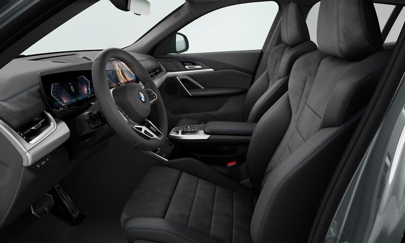BMW X2 sDrive20i - fotka 4 z 4