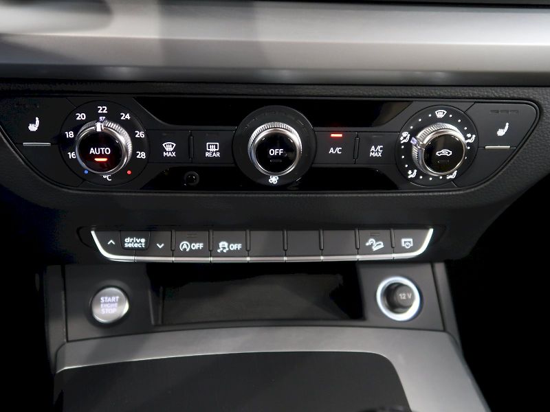 Audi Q5 (2018) 2.0TDI 100KW - fotka 23 z 32