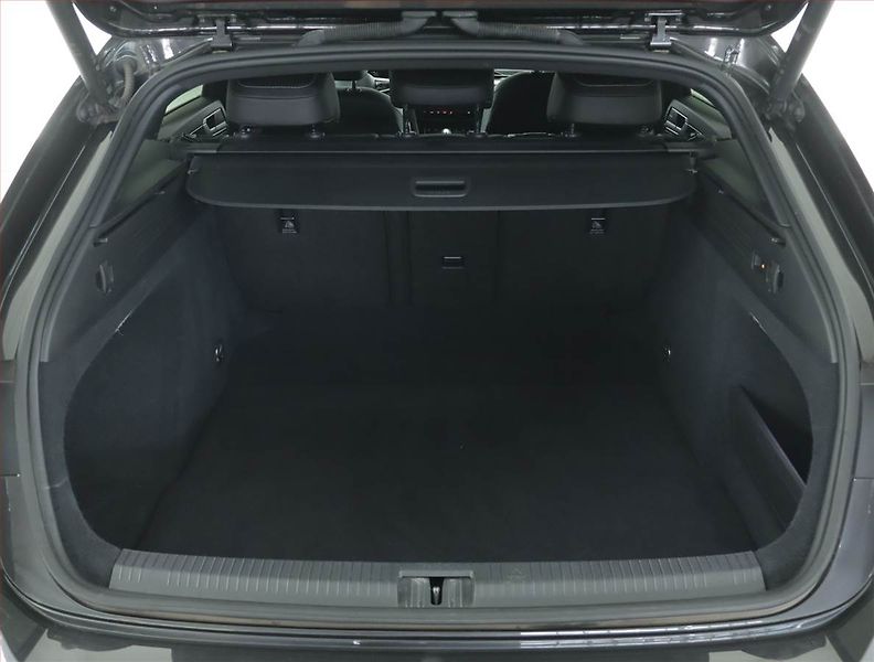 Volkswagen Arteon (2023) 2.0 TDI - fotka 14 z 18