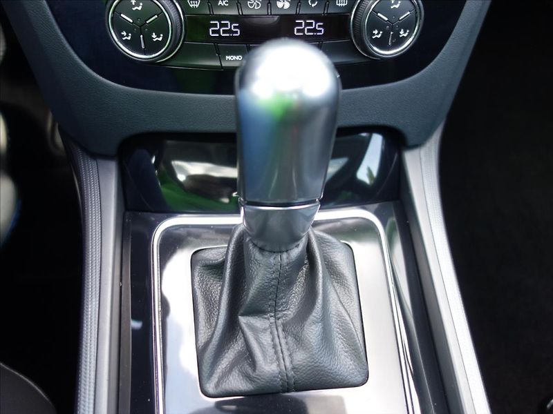 Peugeot 508 2,0 133kW ALLURE AUTOMAT - fotka 21 z 33