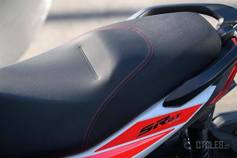 Aprilia SR GT 200 (2026) Sport, 0% navýšení - fotka 8 z 12