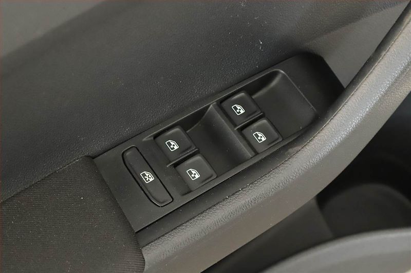 Škoda Fabia (2021) Style 1.0 TSI, ČR,1.maj - fotka 13 z 13