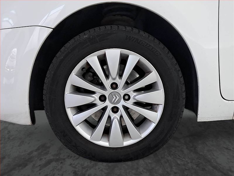 Citroën C4 Picasso (2006) Exclusive 2.0 i, Automat - fotka 15 z 20