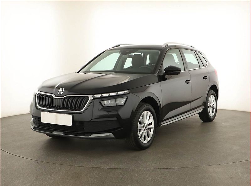 Škoda Kamiq (2023) Style 1.0 TSI - fotka 2 z 15