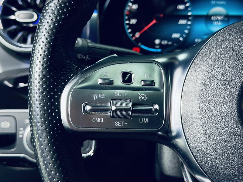 Mercedes-Benz CLA (2022) 200d*ZÁRUKA*PANO*KEYLESS* - fotka 16 z 30