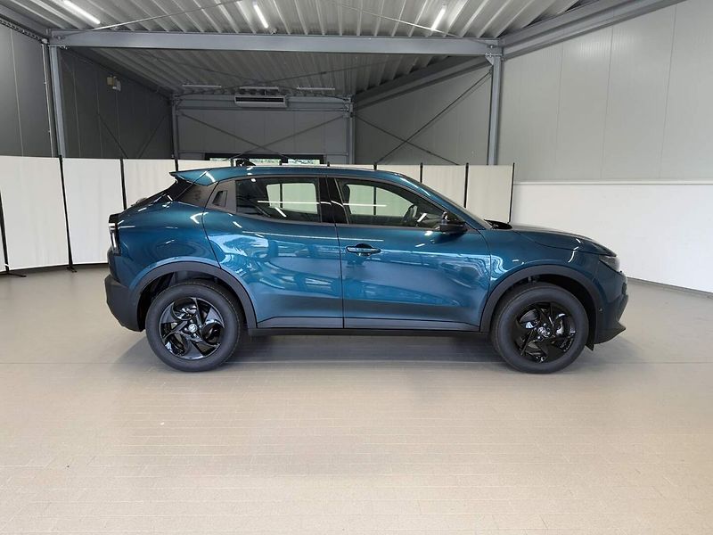 Alfa Romeo Junior (2026) Ibrida 1.2 Turbo Hybrid 145k - fotka 5 z 6