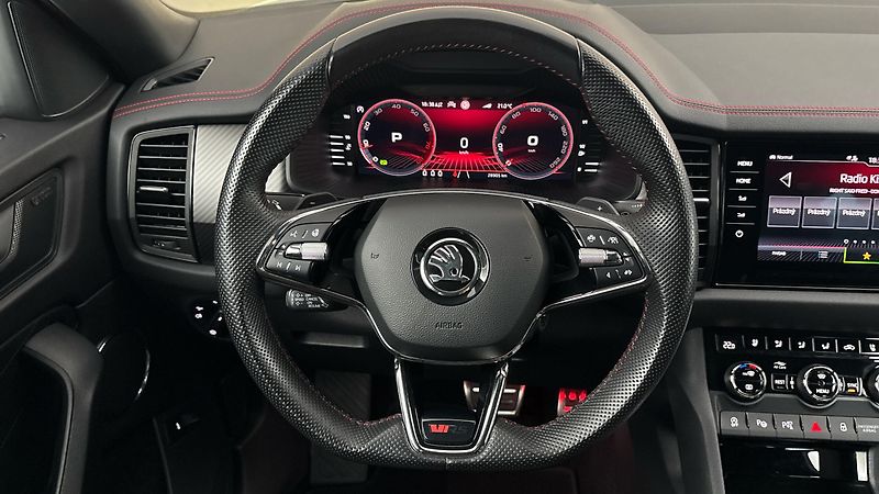 Škoda Kodiaq 2.0 TSI DSG 4x4 RS - fotka 9 z 35