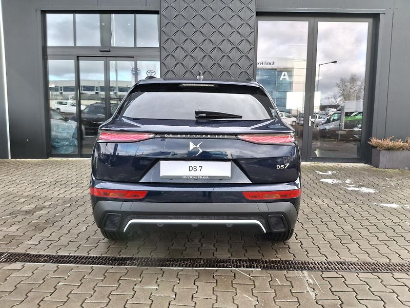 DS Automobiles DS7 (2026) PERFORMANCE LINE 1.5 BlueHDi - fotka 9 z 26